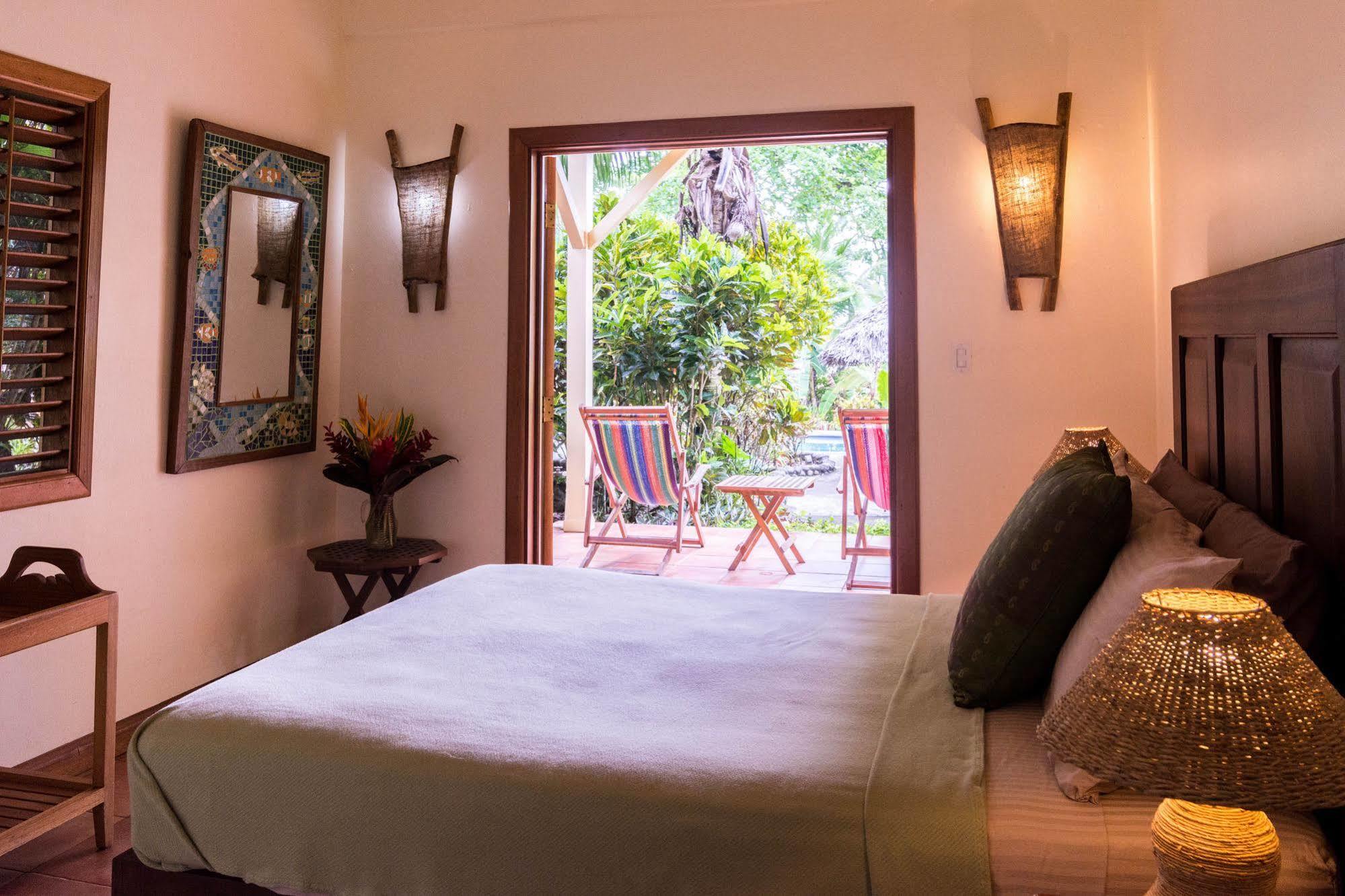 Bluff Beach Retreat Bocas del Toro Exterior foto